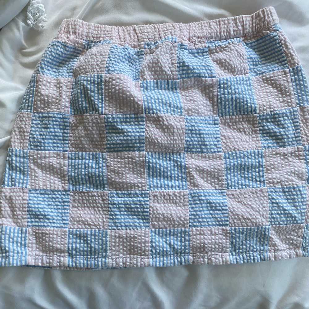Girls size 14 Vineyard Vines skirt